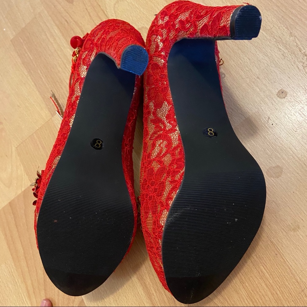Red lace heels - Picture 6 of 8